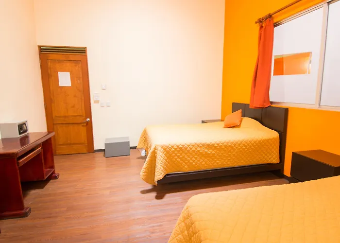 Amigo Hostal